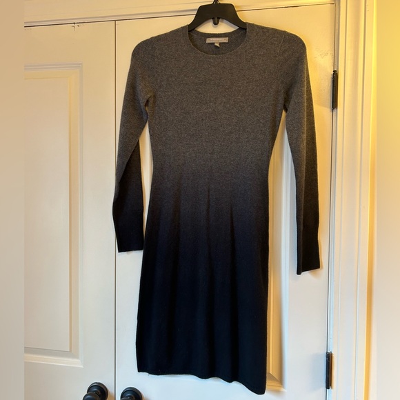 Neiman Marcus cashmere collection sweater dress - Picture 1 of 5